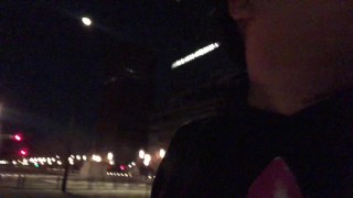 2020年のバレンタインデーに東京駅で朝を迎える男