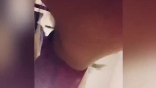 Дрочу пизденку вид снизу