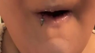 “Asmr” BBW eats cake 