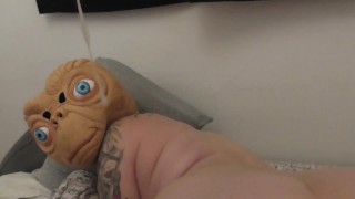 POV: YOU BUST A LOAD ON ET'S FAT ASS
