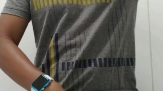 No banheiro da clinica