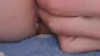 petite soirée gode fist anal