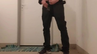 Risky wanking in front of neighbor's door