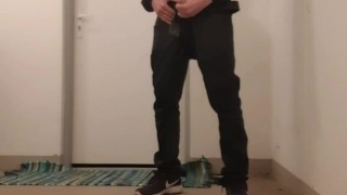 Risky wanking in front of neighbor's door