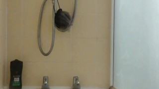 Bath jerk off - Pov 