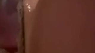 Wet squirt 
