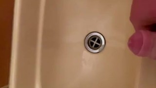 Quick wank in the bathroom 