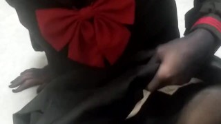 セーラー服とストッキング履いたら興奮しすぎてぴくぴくしてた。