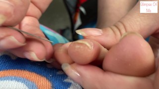 chilling, caring of woman's feet, dirt removal, Part1 - Glimpseofme