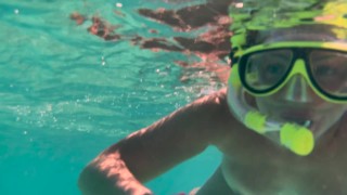 My naked diving on a public beach - rate what I can do underwater