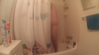 Watch me jerk off in the shower!!!