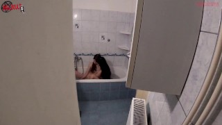 My stepsister and my gf in the tub before to join them