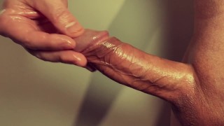 ぱんぱんなち◯こをソフトタッチ