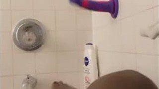 Bathtub foot job dildo solo playtime