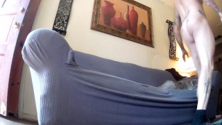 no ones home so i jerked off