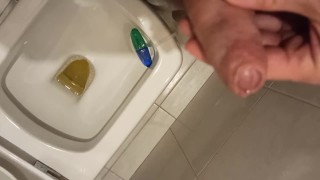 I piss. Morning urine.
