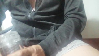 Probando un fleshlight por primera vez (unboxing)