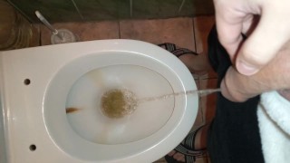 Утренний поход в туалет.