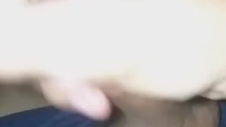 Me pongo a ver porno antes de y me hago la paja con corrida