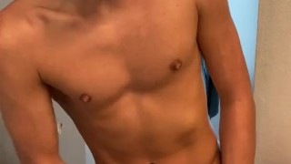 Sexy Twink Cums on Face before Shower