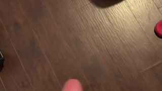 teen JERKS OFF IN MIRROR