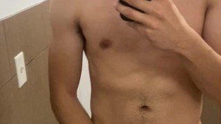 MOANING COLLEGE BOY BEATS HIS MEAT