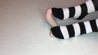 Sockjob with high socks