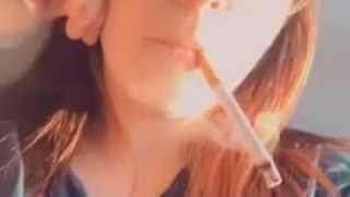Smoking Marlboro red 100s #2