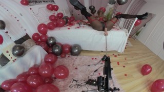 Zaawaadi VR Valentine with Fuck Maschine