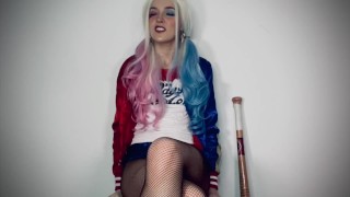 Horny Harley Quinn Wants to fuck