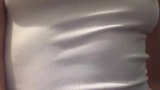 Sexy Little Milf wants to tease you