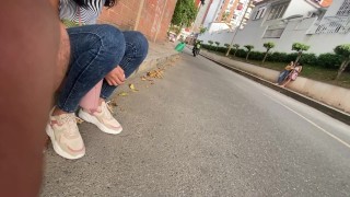 Amiga decide salir con su Lush a la calle y miren su reacción