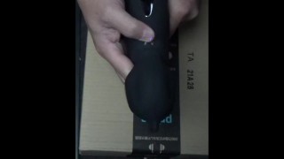 『う”っあ”ーー！』初めての電動オナホールで大量射精
