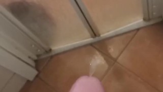 Quik cum when home alone 