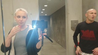 E alla fine questa strafiga arrapata si fa scopare nel cesso di un autogrill Part 3
