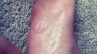 Feet feet