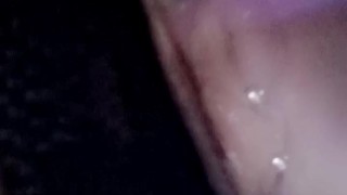 Sexy girl masturbating and squirting 