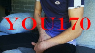 Дрочу свой большой член пока девушки нет дома