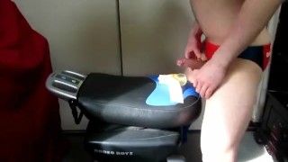 Japanese amateur boy wearing cramped swimming pants and swinging waist masturbation
