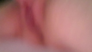Mi Masturbo La Fica e Squirto