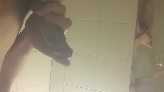 鏡に写って2倍のちんちんオナニーっ