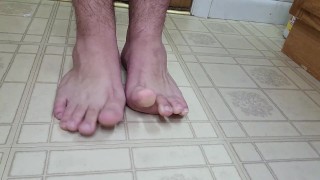 Dripping some syrup all over my feet