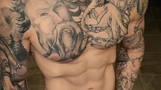 Jakipz Let's You Watch Him Get Naughty