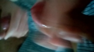 Me masturber devant un mirori