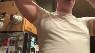 Fatboy chugs 2,400c in about a minute 