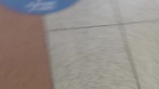 No me aguanto y me masturbo en el baño de la estación de tren 