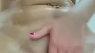 Latina massaging my natural tits with oil with a happy pussy (jennyfer Quenn)