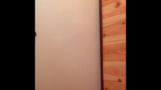 ふたなり私服女子〇生がトイレで気持ちよくオナニーしているところを盗撮！