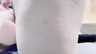 【個人撮影・素人男喘ぎ声あり】　女性向け　10代大学生オナニー　AVを見ながらオナホで喘ぎ、腰振り射精②