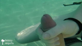 Underwater Handjob By Redhead Teen On Public Beach - Real Exhibitionist Couple